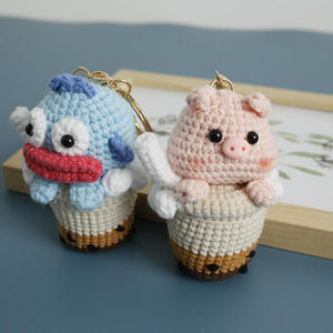 Pendentif en crochet en coton tressé à la main, série 'Thé au lait', motif dessin animé mignon, design 'poisson moche' créatif, porte-clés animal, ornement suspendu fait main - Product Image 4