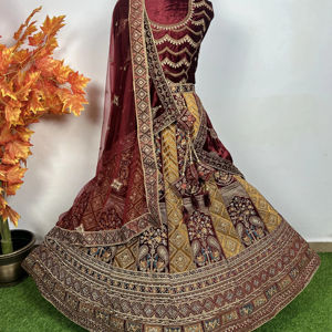 Lehenga nupcial tradicional vibrante con Jarkan pesado multicolor 12 Kali doble Dupatta Flair 6M perfecto para bodas indias - Product Image 1