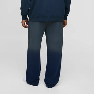 Vente en gros de pantalons surdimensionnés pour hommes 100% coton DTG personnalisé logo imprimé avec poches cargo latérales pantalon de survêtement pour homme lavé au soleil - Product Image 3