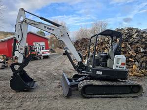 Used Certified BBobcat E50 Mini Excavators 1000 Ton Operating Weight 2023 Model 8m Bucket PLC Motor Gearbox For Sale - Product Image 6