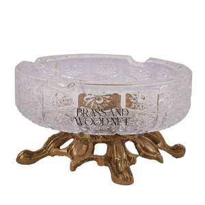 Cenicero de cobre antiguo, cuenco de cristal redondo decorativo hecho a mano con base de latón adornado, accesorio elegante para fumar de estilo vintage - Product Image 1