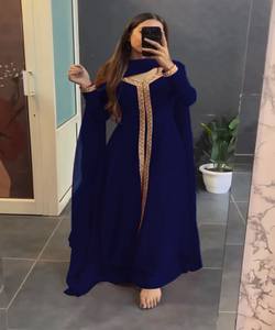 Ensemble de vêtements ethniques RICH LOOK en coton géorgette avec travail de sequins, haut, bas et dupatta, tenue de fête, séchage rapide, en stock, prix de gros, multi - Product Image 1