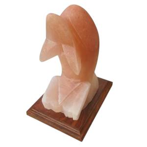 Lampe au sel de l'Himalaya fabriquée à la main Design de dauphin écologique pour le dégagement d'air Technique sculptée par Sian Enterprises Home Decor - Product Image 3