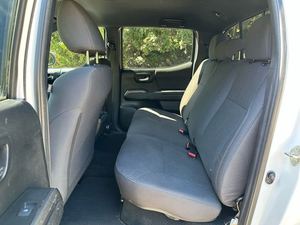 Toyota Tacoma TRD Off Road V6 2017, Doble Cabina, LB, 4WD - Product Image 4