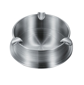 Cenicero de Metal Duradero con Forma Clásica y Acabado Refinado, Ideal para Mesas de Hogar, Oficina, Patio y Cafetería - Product Image 3