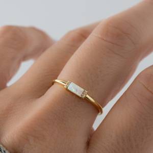Bague en argent sterling 925 massif plaqué or avec opale taille baguette et zircone cubique, bijoux finis, cadeaux pour femmes - Product Image 3