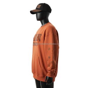 Sweat-shirt oversize pour femme en molleton brossé GSM, orange brûlé, avec logo personnalisé en strass, design de manches, sweat-shirts respirants pour femme - Product Image 3