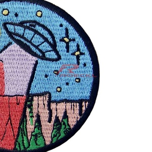 Vente en gros de patchs chenille de broderie de tissu personnalisés à bas quantité minimale de commande pour votre logo, style fleur thermocollant, OEM disponible - Product Image 4