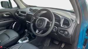 Auto Usado de Calidad a Precio Accesible, Jeep Renegade 2023 1.4T Jet Limited, Automático, Volante a la Derecha - Product Image 4