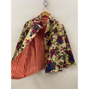 เสื้อแจ็คเก็ตผ้าฝ้ายพิมพ์ลายบล็อก Gulshan Baagh สำหรับฤดูใบไม้ผลิ สีส้มอ่อนและสีแดงเข้ม ระบายอากาศได้ดี สไตล์ Prairie Chic คอปกแบบ Shawl - Product Image 4
