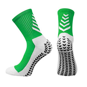 Vente en gros OEM Chaussettes de sport épaisses pour hommes Chaussettes de basketball avec logo personnalisé pour l'hiver Chaussettes de sport athlétiques tricotées - Product Image 1