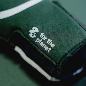 Gants de gardien de but professionnel Manipulation du ballon de haut niveau Coupes personnalisables Couleurs Tailles Durables pour une utilisation en extérieur - Product Image 3