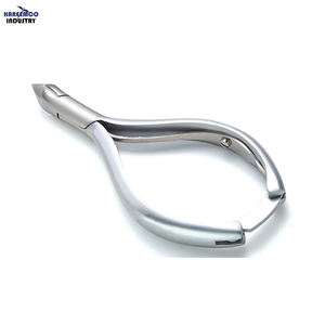 Coupe-ongles pour bébé en acier inoxydable, poignée ergonomique, lames incurvées durables, coupe-cuticules avec verrouillage de la poignée - Product Image 1