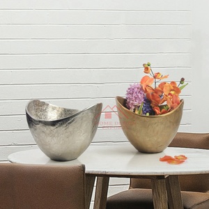 Bol de service décoratif pour hôtel et restaurant, vente directe d'usine, nouveau bol de service en forme de piédestal incurvé, vase - Product Image 3