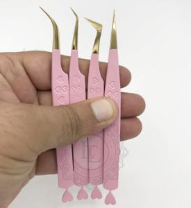 Pinzas de punto dorado con recubrimiento de polvo Rosa Lite, estilo de mango de corazón sostenible, corazón de acero inoxidable de primera calidad - Product Image 4