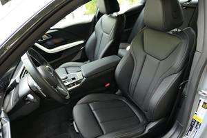 BMW M240i AWD Coupé Turbo 2023, Cuero, R18, Bajo Kilometraje, Automático, Volante a la Izquierda, Gasolina, Excelente Estado - Product Image 6