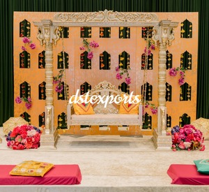 Balançoire en bois sculptée haut de gamme traditionnelle/balançoire en bois ravissante Jhula pour les étapes de mariage balançoires de mariage pour la mariée et le marié - Product Image 3