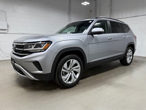Volkswagen Atlas 3.6L V6 SE 2022 avec pack technologique, traction avant, en excellent état - Product Image 4