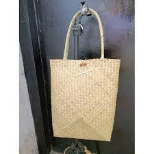 Sacs-cadeaux traditionnels en bambou faits à la main et écologiques - Product Image 2