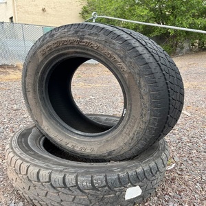 Neumáticos Usados Premium para Camiones, Listos para Exportación, Envío a Granel y Uso Industrial - Product Image 3