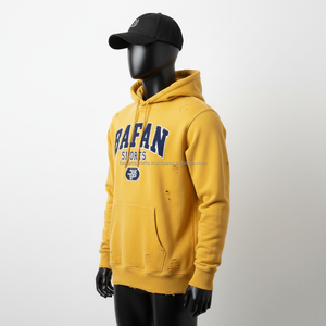 Sweat à capuche en molleton premium 360GSM, tissu doux brossé, couleur verte, avec des patchs brodés audacieux, logo personnalisé, sweat à capuche basique - Product Image 3