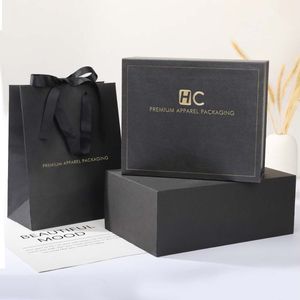 Sac cadeau en papier kraft de luxe personnalisé pour le vin Présentation élégante avec impression offset Sacs en papier de qualité supérieure et durables - Product Image 1