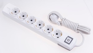 Multiprise Schuko 2/3/4/6 voies avec interrupteur, protection enfant, mise à la terre, câble 3G1.0 mm², 1m/2m/3m/5m - Product Image 4