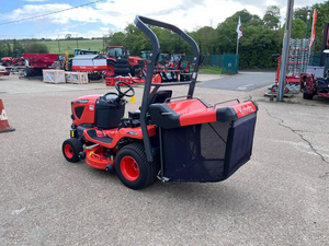Nuevo Cortacésped KUBOTA G231 de 4 Tiempos con Caja Recolectora de Césped de 100L y Tracción en las 4 Ruedas - Product Image 5