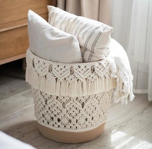 Panier de rangement en macramé de qualité supérieure avec poignées pour un transport facile et une solution de rangement élégante pour toutes les pièces - Product Image 3