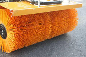 เครื่องกวาดหิมะพร้อมเครื่องยนต์และแปรงสำหรับใช้งานกลางแจ้ง - Product Image 5