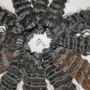 Lots de Cheveux Humains Indiens Naturels de Qualité Supérieure, Double Trame, Vente en Gros, Cuticules Alignées, Couleur Noire, Ondulés, Styles Bouclés Souples - Product Image 6