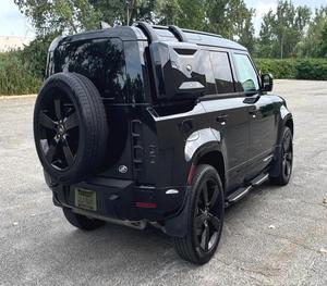 Rose Export UTILISÉ RHD/LHD 2023 L-anddd R-overr De-fenderrr 110 X-Dynamic SE Pour le marché mondial - Product Image 5