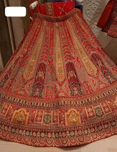 ชุดราตรีออกแบบโดยนักออกแบบ georgette กับการปักหนักสำหรับผู้หญิงที่สมบูรณ์แบบชาติพันธุ์สำหรับงานเลี้ยงฉลองและงานเฉลิมฉลองที่ยิ่งใหญ่ - Product Image 6