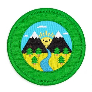 แผ่นผ้ากำมะหยี่ปักลายสำหรับเสื้อผ้าสีสันสดใสแผ่นติดโลโก้ตามสั่ง - Product Image 1