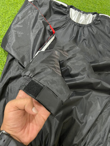 Traje de Sauna Deportivo al por Mayor OEM, de Poliéster/Nailon, Unisex, Cintura Elástica, Transpirable, Elástico en Cuatro Direcciones, con Apliques y Logotipo Personalizado - Product Image 5