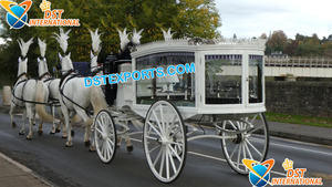Carro funerario blanco impulsado por caballos a la venta, fabricante de carruajes funerarios blancos tradicionales, carruaje de ataúd de estilo europeo - Product Image 2