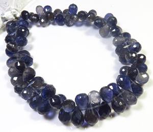 Perles de pierres précieuses en iolite bleue naturelle facettées en forme de briolette 9-11 mm Perles de pierres précieuses en iolite en forme de larme 9 pouces pour la création de bijoux - Product Image 1