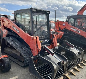 Chargeuse sur chenilles compacte Kubota SVL95-2S-Force, vitesse et précision pour tous les travaux - Product Image 1