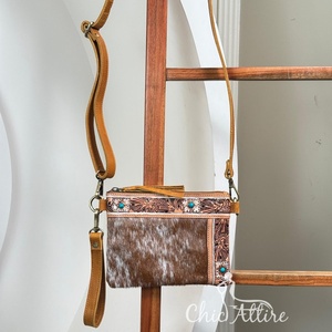 2025 Fashion Ladies <b>Hand</b> Tooled Leather Wristlet Handbag Luxury Design Genuine Cowhide Leather Shoulder <b>Mini</b> Bag for Women's - Product Image 1