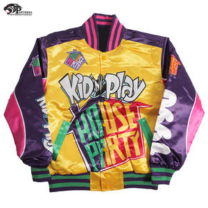 Veste d'université de baseball à impression animée personnalisée pour hommes, finition satinée légère et durable avec impression lisse pour l'hiver - Product Image 1