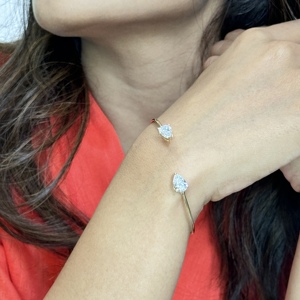 Bracelet élégant en diamant taillé en poire de 2.53 ct Design occidental élégant bijoux de luxe en gros cadeau de Saint-Valentin pour les femmes - Product Image 6