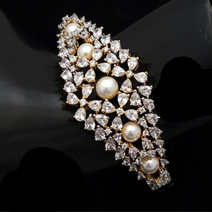 สร้อยข้อมือเพชรสไตล์อเมริกันสีเงินสไตล์ชนเผ่าสำหรับผู้หญิงและเด็กผู้หญิงดีไซน์เพทายเป็นประกาย - Product Image 1