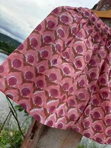 Short d'été unisexe 100% en coton biologique, vêtements de plage faits à la main, vêtements de nuit décontractés de Pune Elastic-Tenues de plage pour femmes - Product Image 2