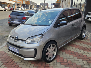 รถยนต์มือสองคุณภาพดีราคาประหยัด ปี 2020 โฟล์คสวาเกน อัพเทค อัพ! 1.0 5 ประตู พวงมาลัยขวา - Product Image 3