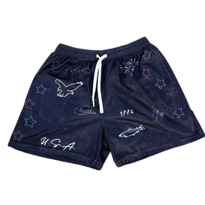 Logo personnalisé sur tout le short en maille imprimé par sublimation avec poches short de bain décontracté en maille pour la plage - Product Image 1