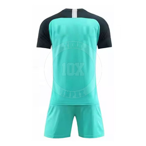 Uniforme de fútbol al por mayor, uniforme de fútbol sostenible, uniforme de fútbol transpirable de talla grande para hombre - Product Image 4