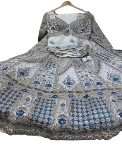 Traje Lehenga Choli bordado tradicional de Georgette de imitación elegante para mujer del proveedor indio directo Dupatta de red para indio - Product Image 1