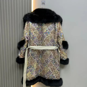 Manteaux en fourrure de mouton pour femmes, veste à taille ajustable, imperméable, à capuche, col montant de luxe, nouveau modèle d'hiver 2025 - Product Image 2