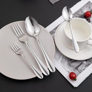 Ensemble de couverts classiques en argent pour les tables de restaurant, couverts en acier inoxydable haute résistance pour les maisons et les hôtels - Product Image 1