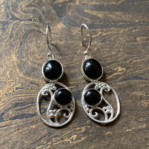 ต่างหูหยดน้ำหยกดำ 4.9 กรัม ชุบทองคำและโรสโกลด์ ลายเรขาคณิต ดีไซน์ตัวเลข สำหรับงานแต่งงาน งานปาร์ตี้ เครื่องประดับคริสเตียน - Product Image 1